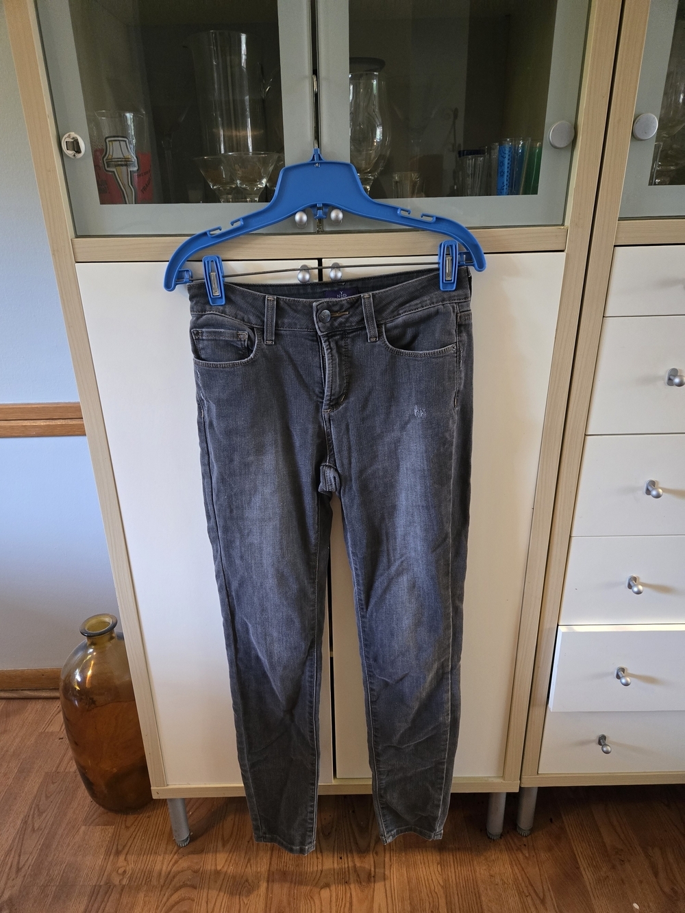 Slim High-Rise Women's Skinny Jeans